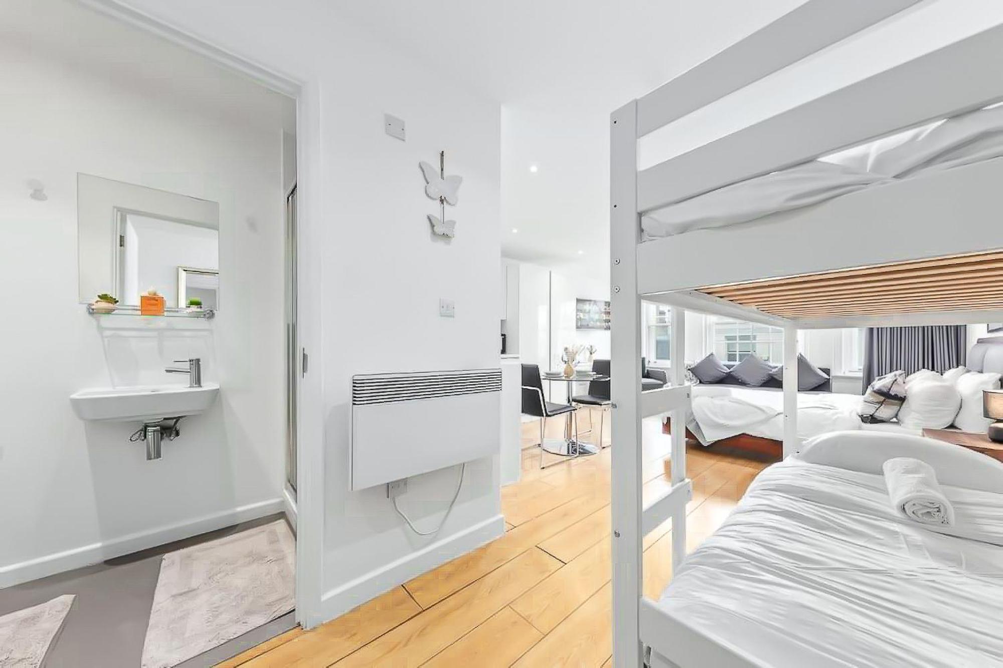 Piccadilly, Soho 1 Bedroom Sleep 6 Vr1 Londra Dış mekan fotoğraf