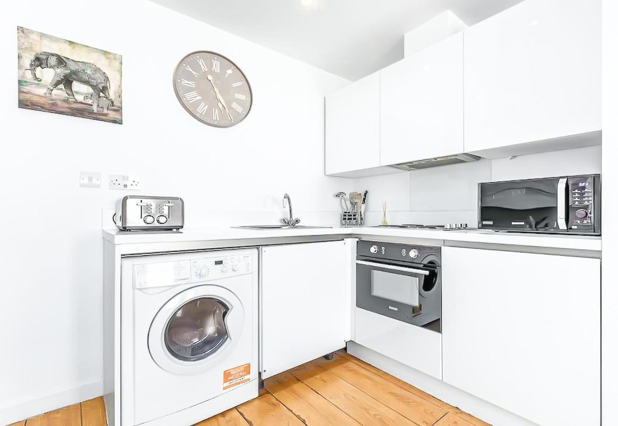 Piccadilly, Soho 1 Bedroom Sleep 6 Vr1 Londra Dış mekan fotoğraf